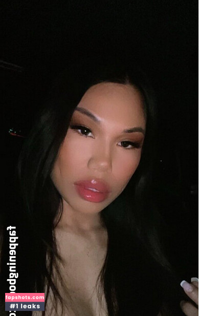 Lucy Thai gallery photo #2