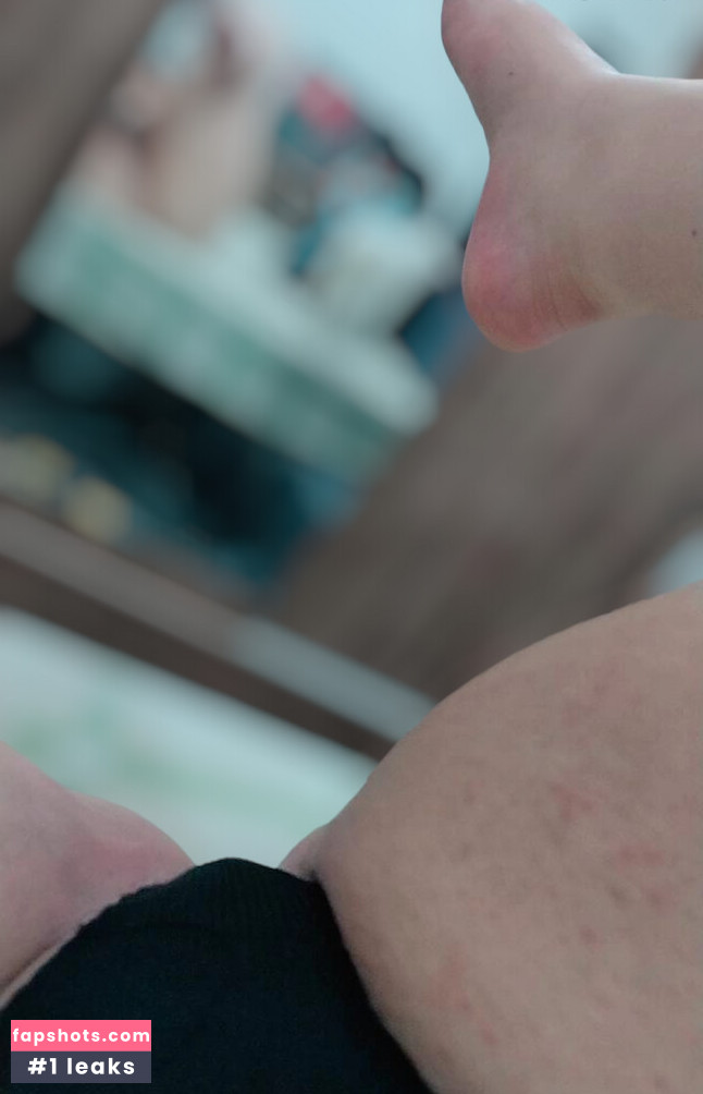 Lucy Valliere gallery photo #27