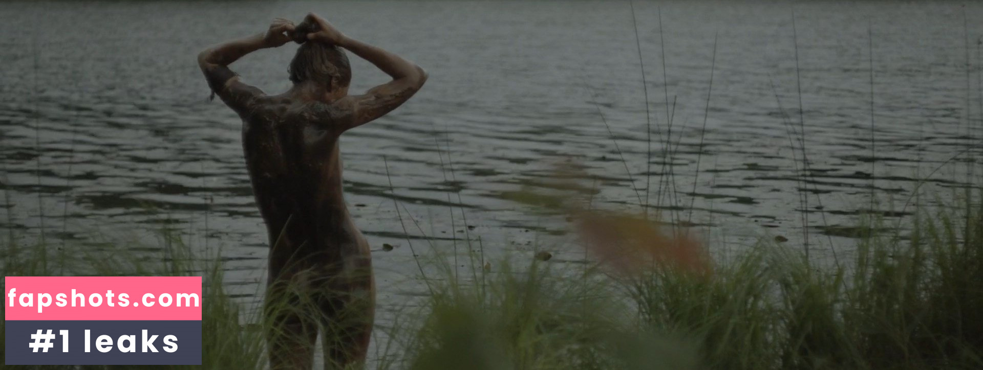 Lucy Walters gallery photo #12