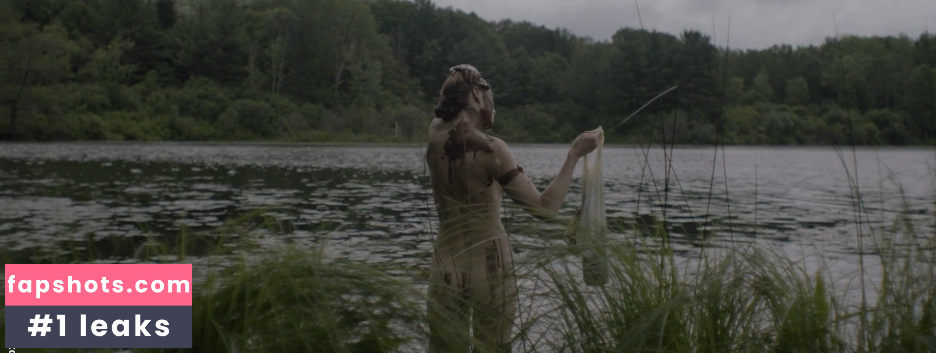 Lucy Walters gallery photo #10