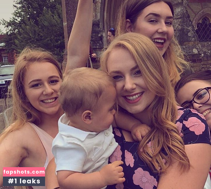 Lucy Whittingham gallery photo #25