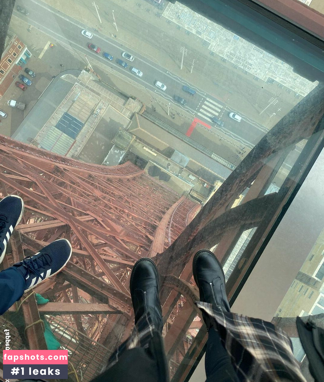 Lucy Whittingham gallery photo #5