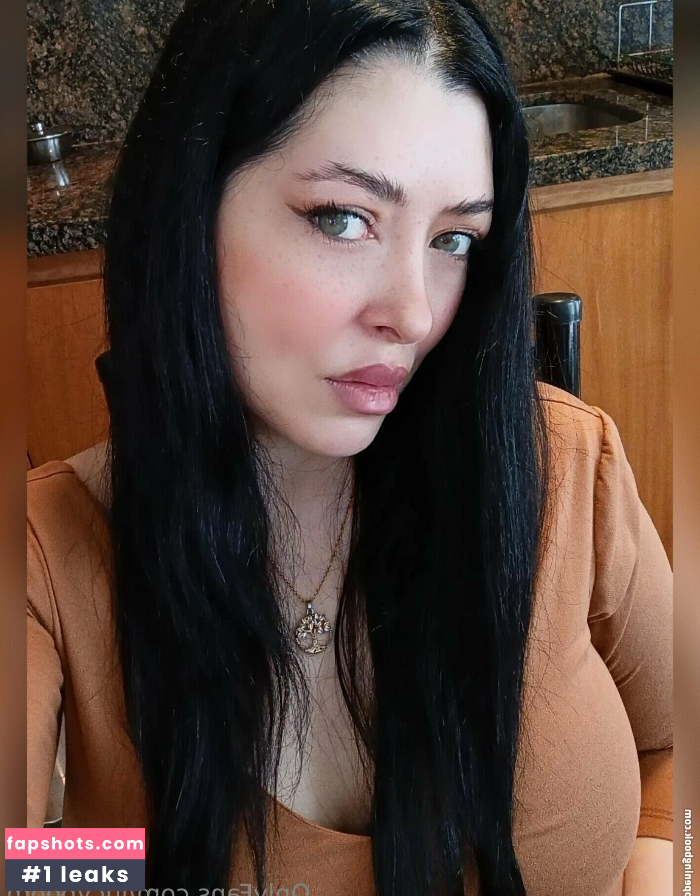 Lucyboom gallery photo #14