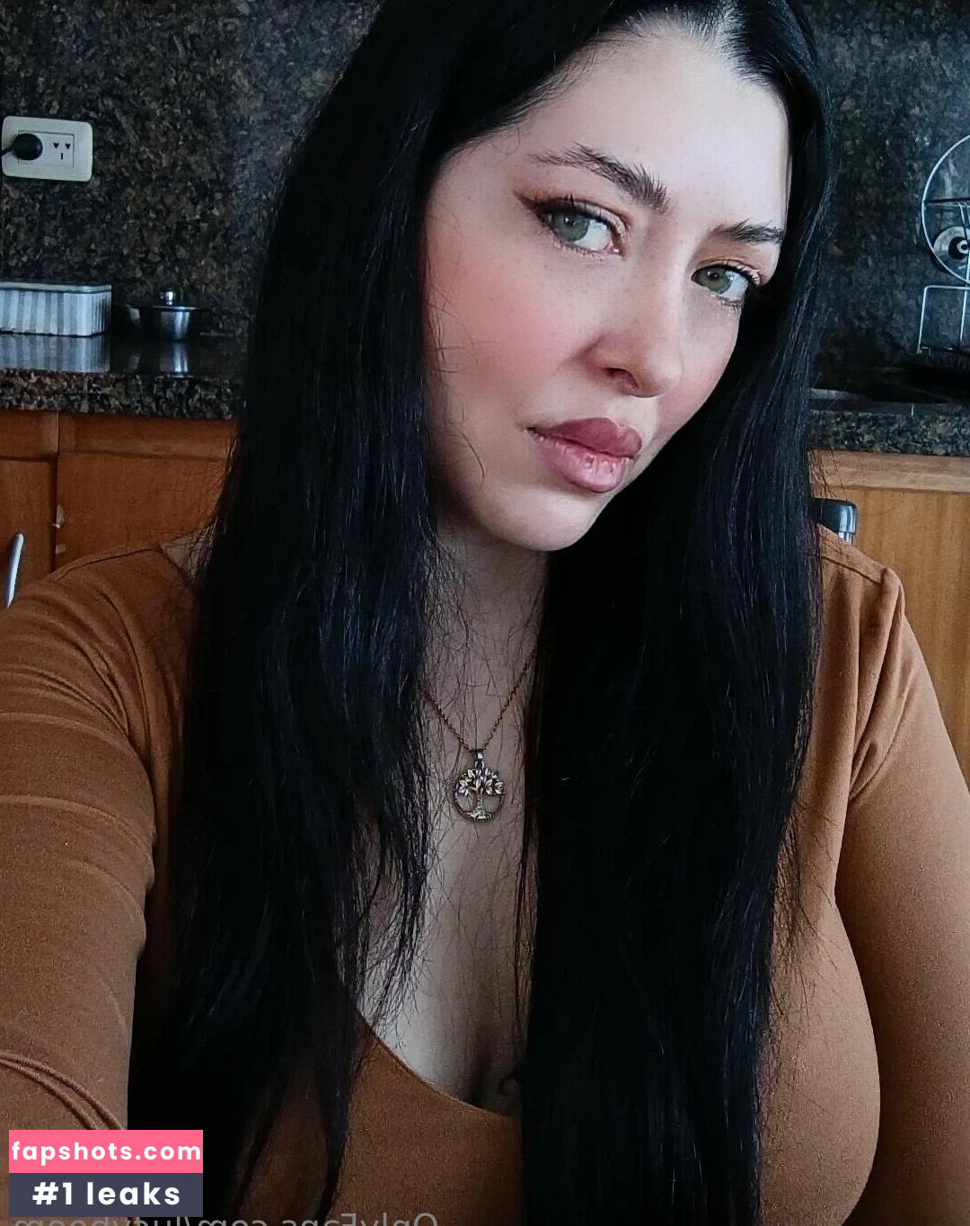 Lucyboom gallery photo #9