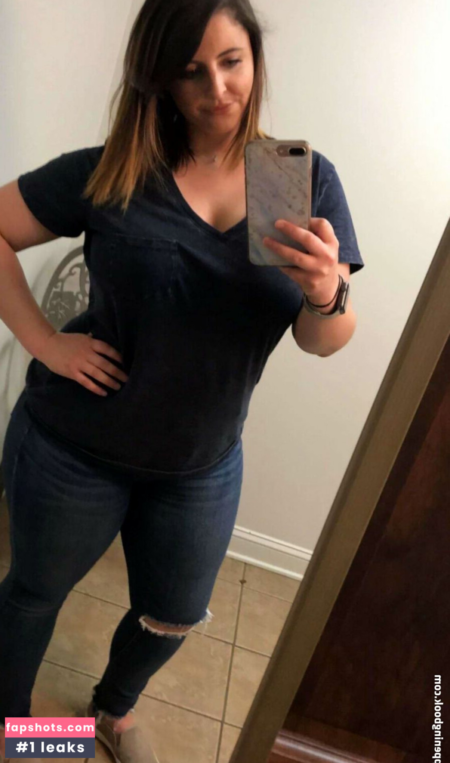 LucyLou gallery photo #15