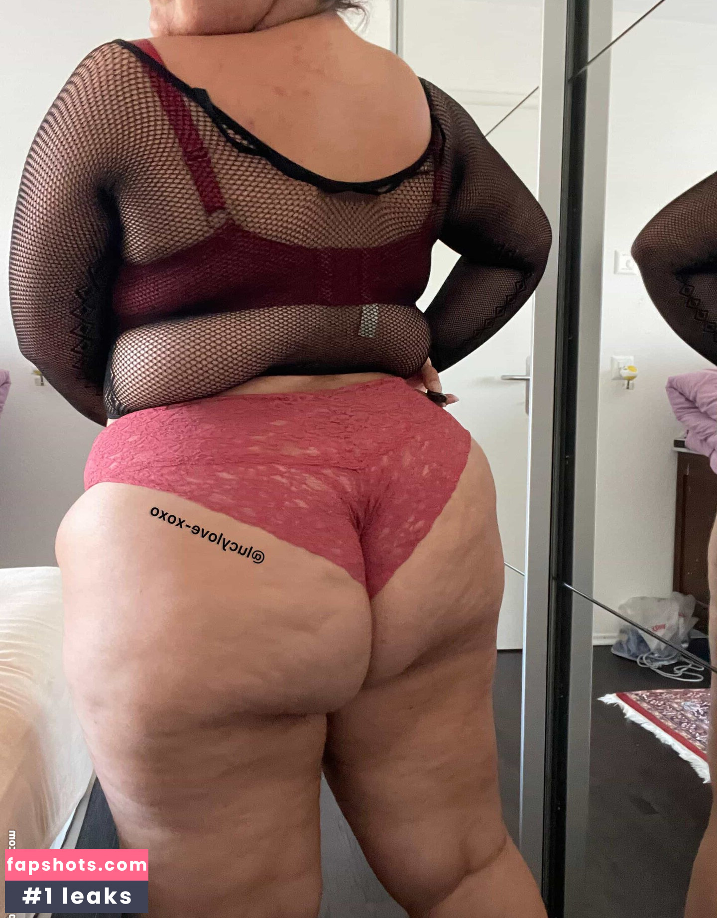 Lucylove Nude Leaks OnlyFans Photos #7 - LeakJerk