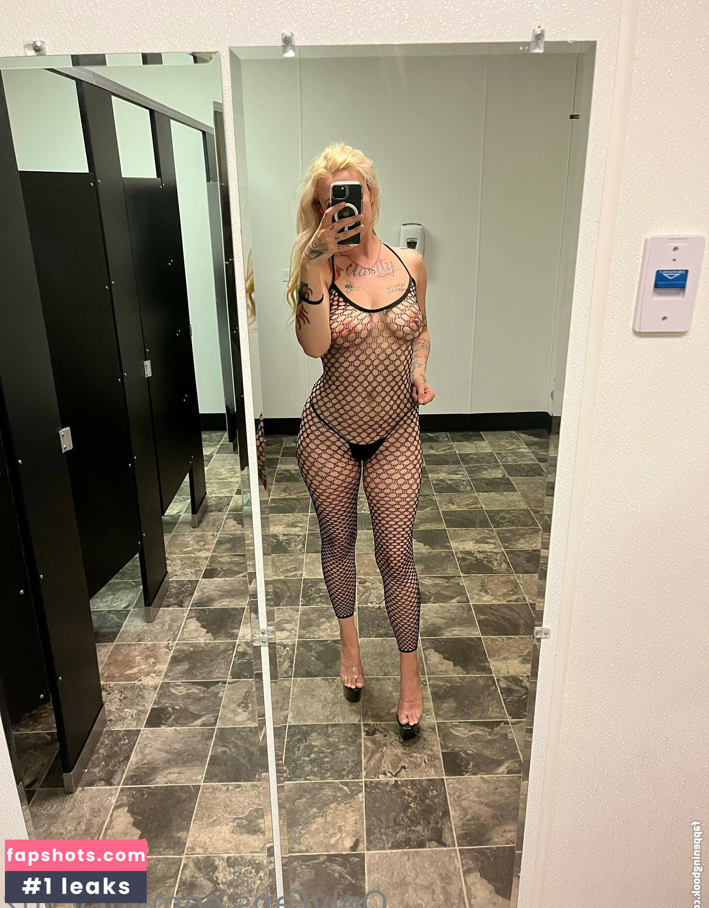 LucyLuz Filtración Desnuda OnlyFans Foto #25 - Fapshots