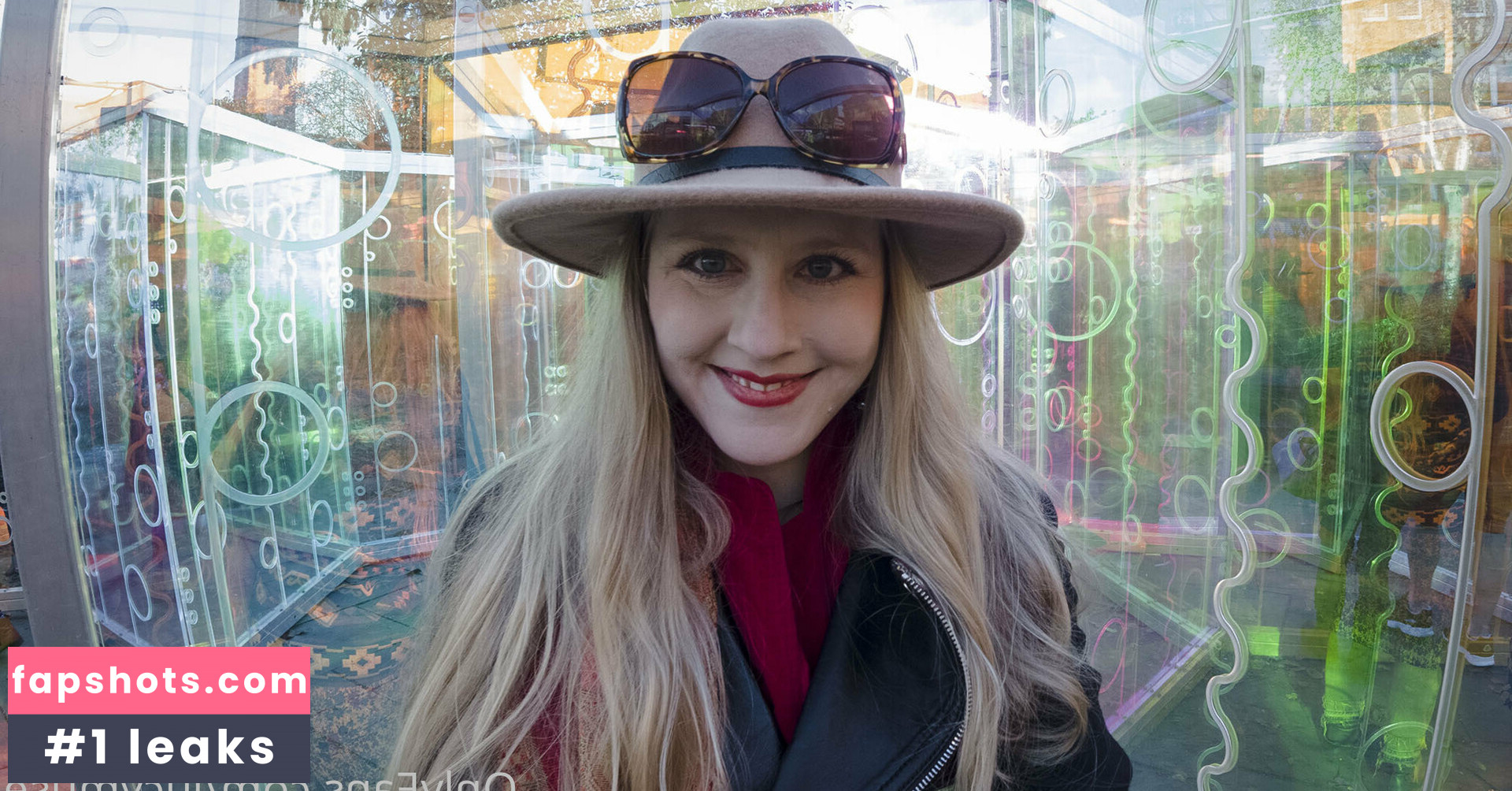 lucymuse gallery photo #77