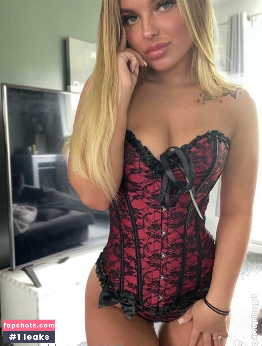 lucyraerae gallery photo #7