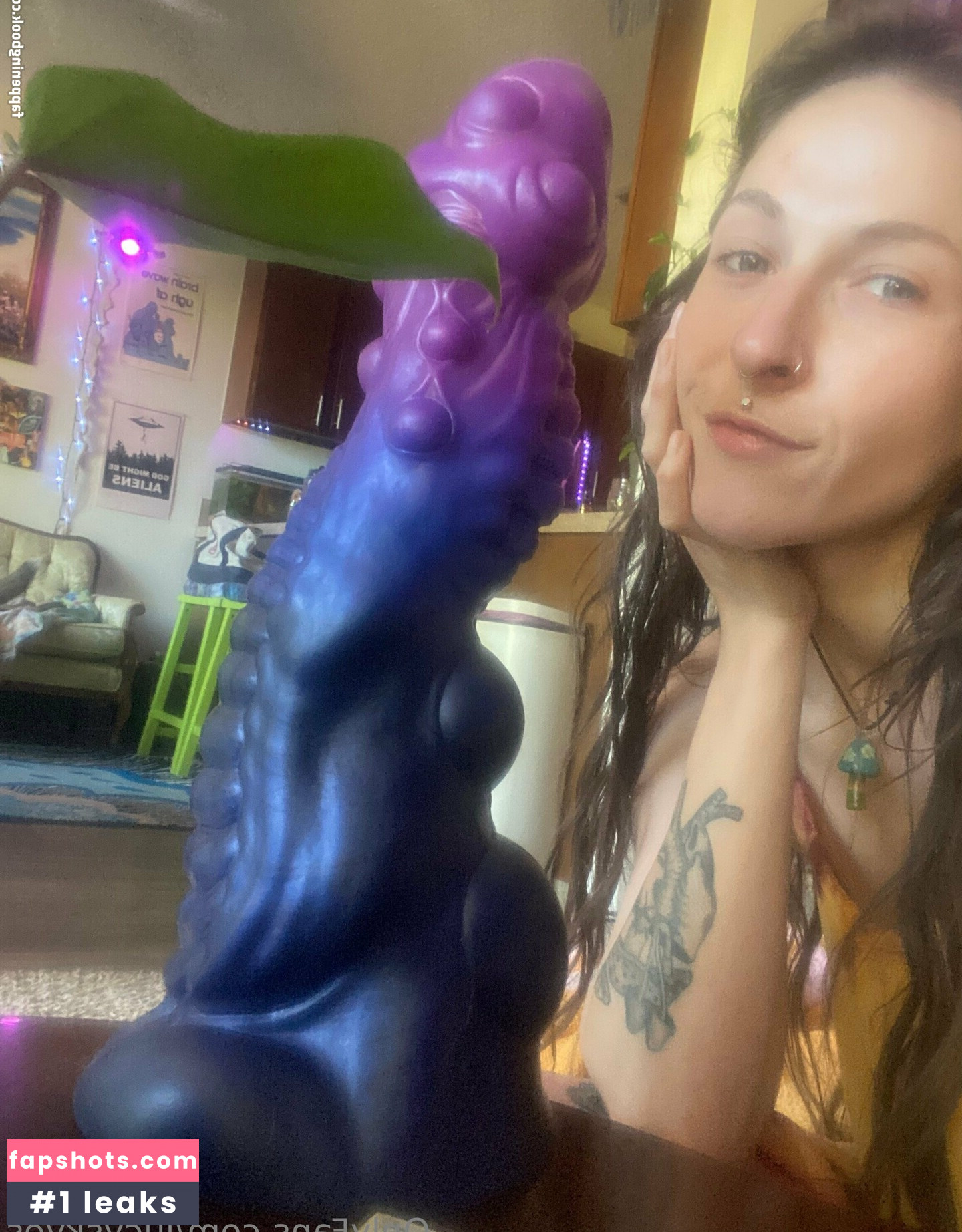 lucyskyes gallery photo #25