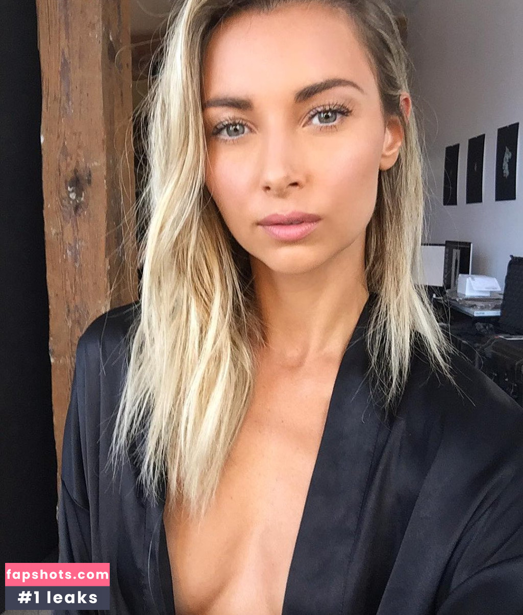 Ludi Delfino gallery photo #161