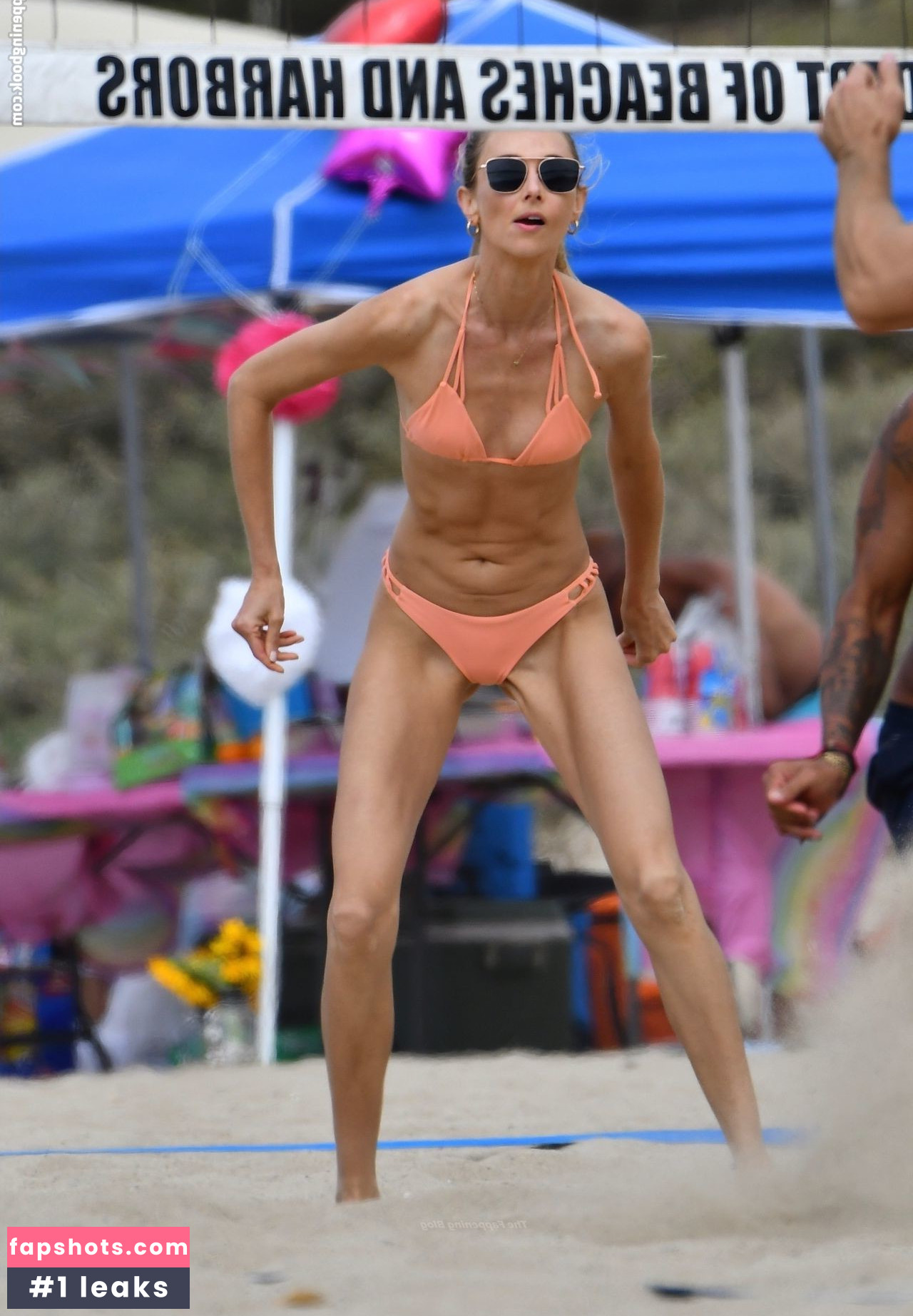 Ludi Delfino gallery photo #96