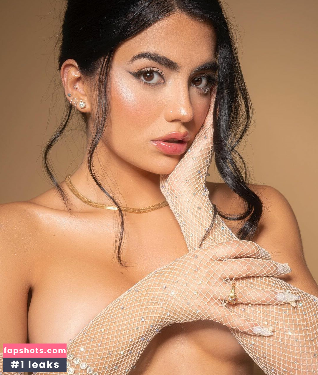 Luisa Castro nude babe gallery