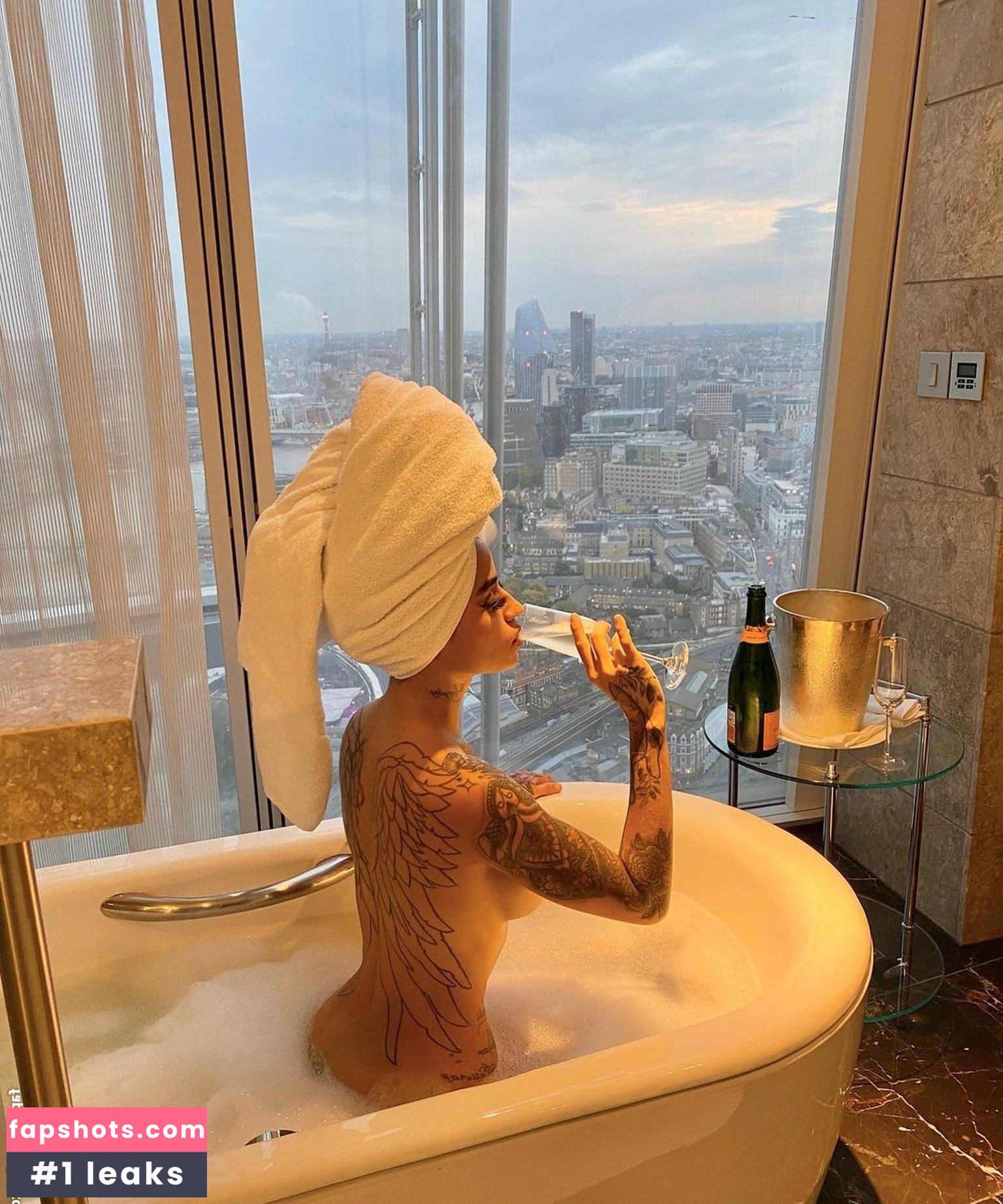 Luisa Eusse gallery photo #8