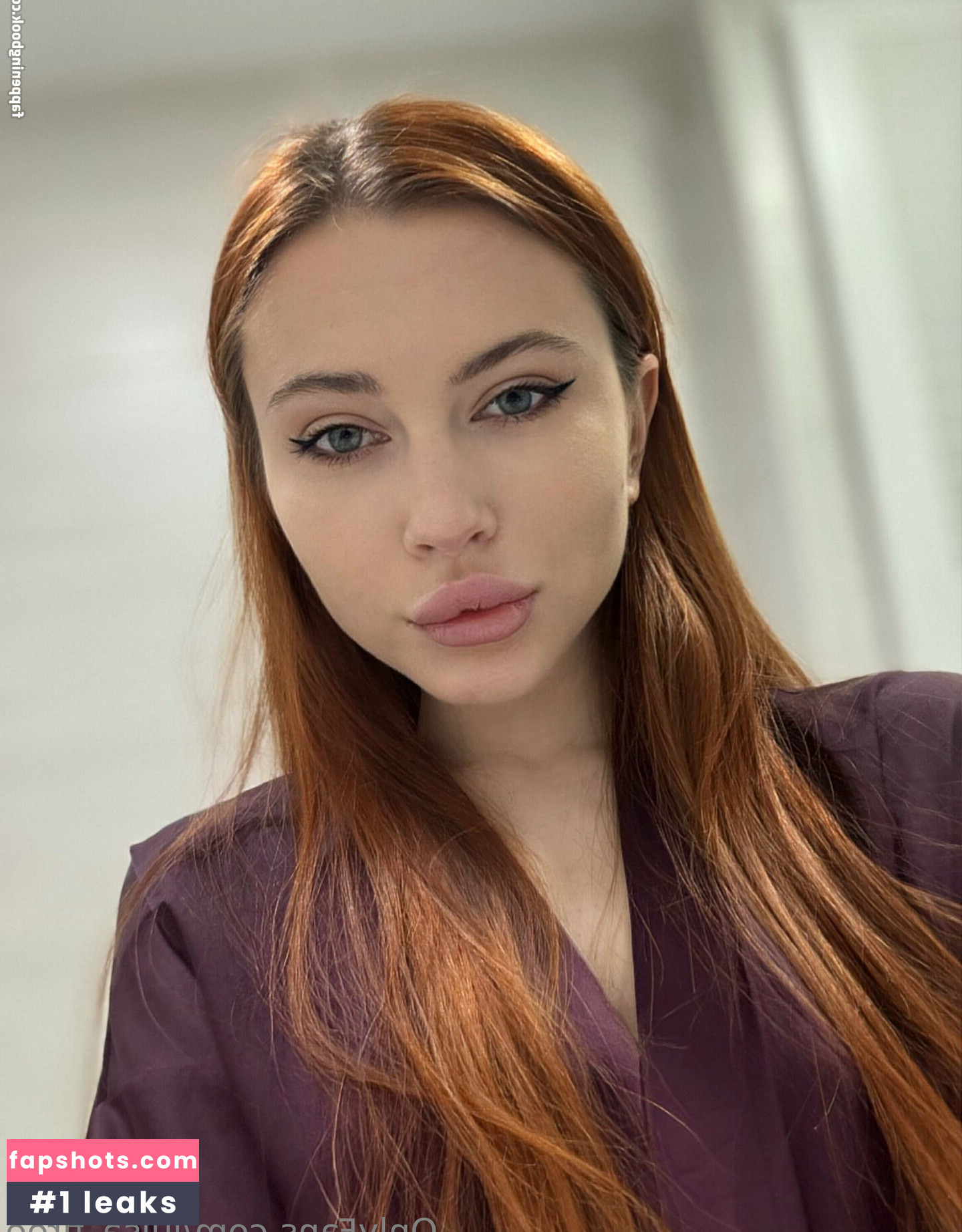 luisa_firee gallery photo #11