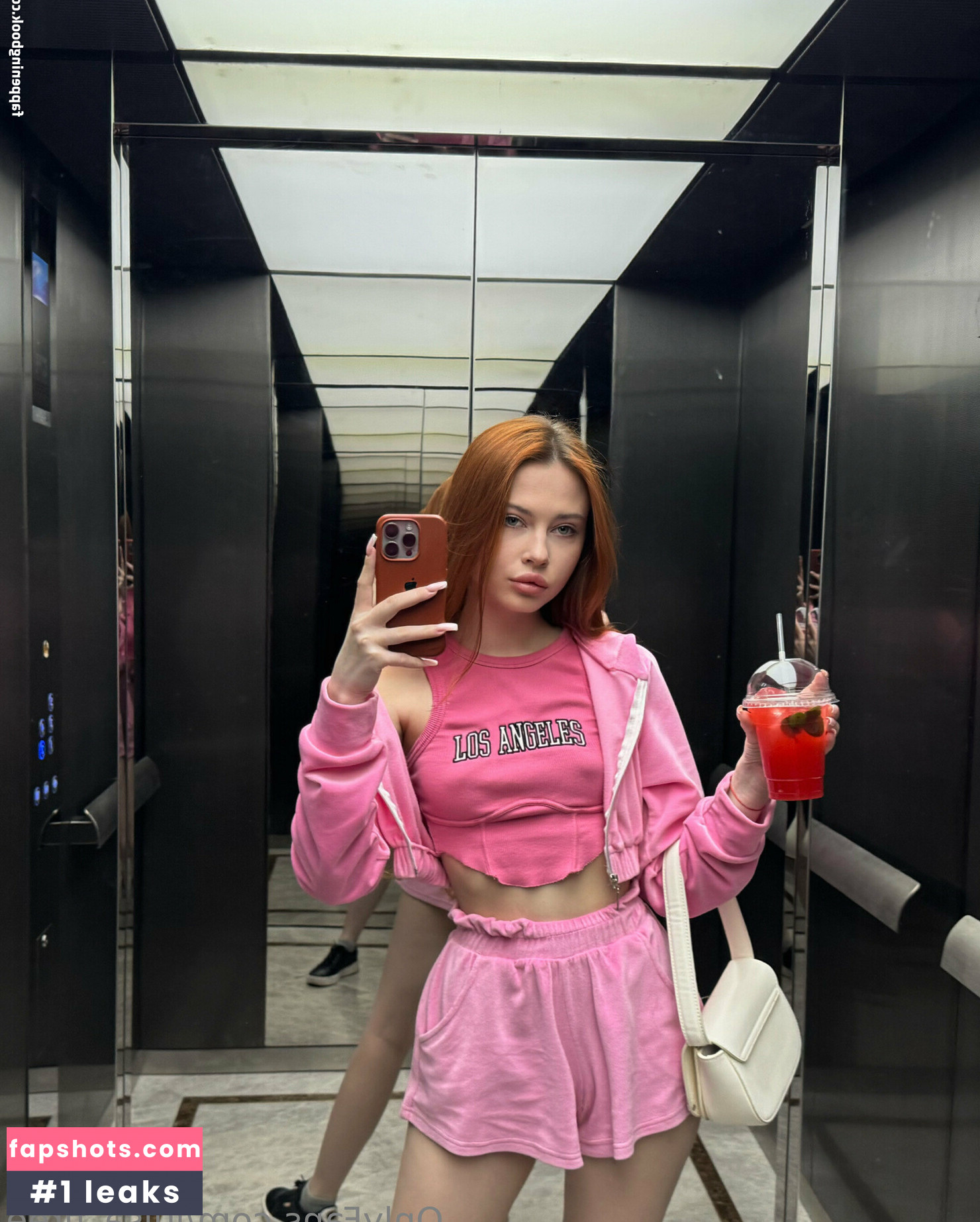 luisa_firee gallery photo #13