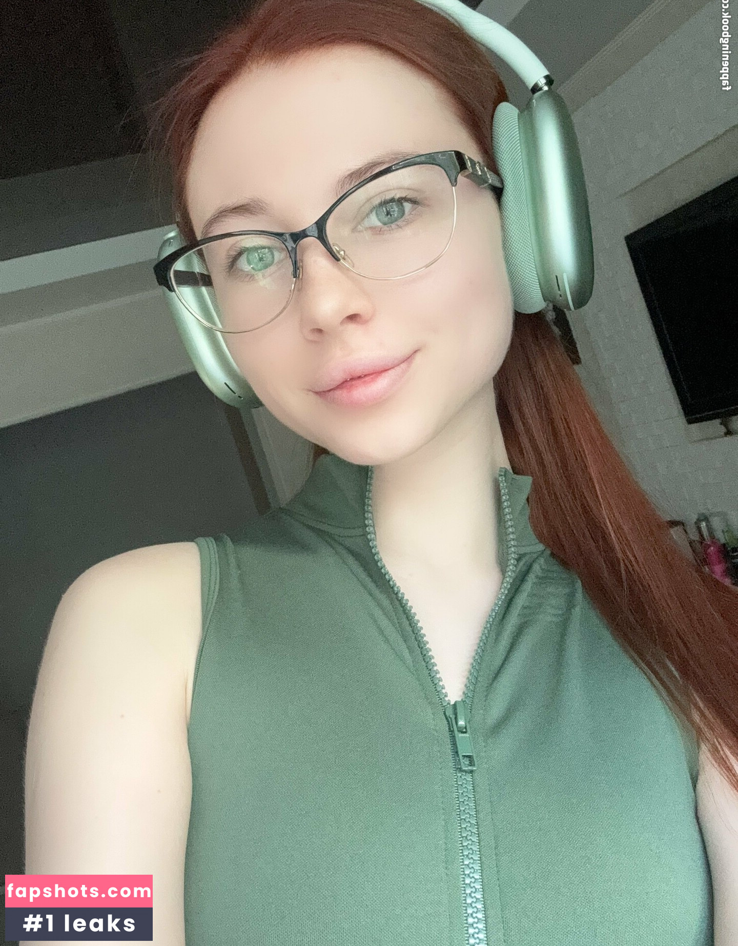 luisa_firee gallery photo #8