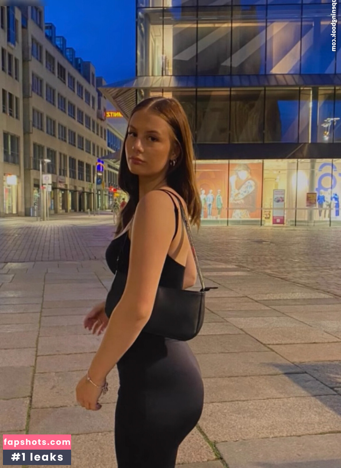 Luisa.mnck Nahé úniky fotek pouze od fanoušků #3 - Fapshots