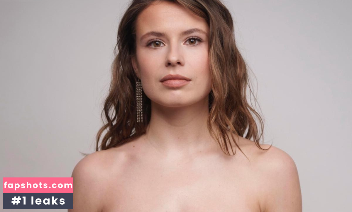 Luisa Neubauer gallery photo #37