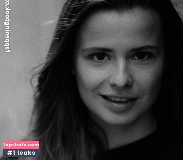 Luisa Neubauer gallery photo #70