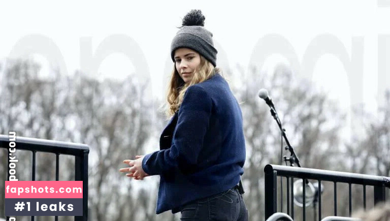 Luisa Neubauer gallery photo #72