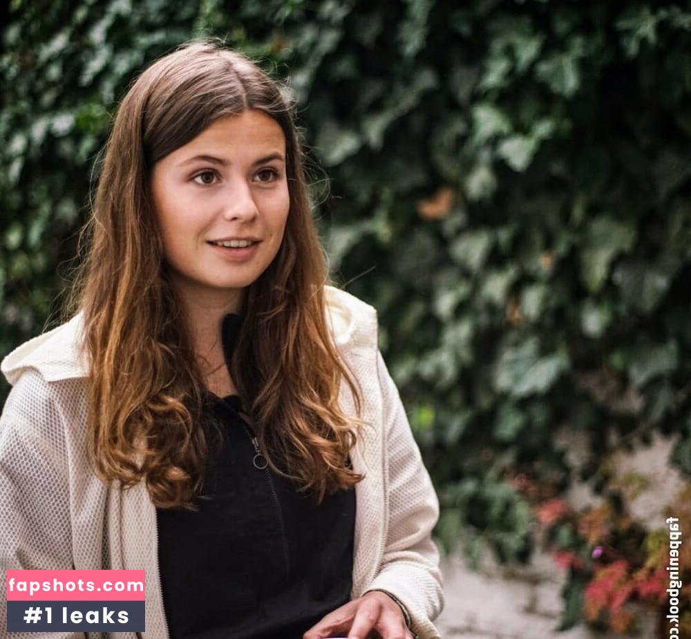 Luisa Neubauer gallery photo #74