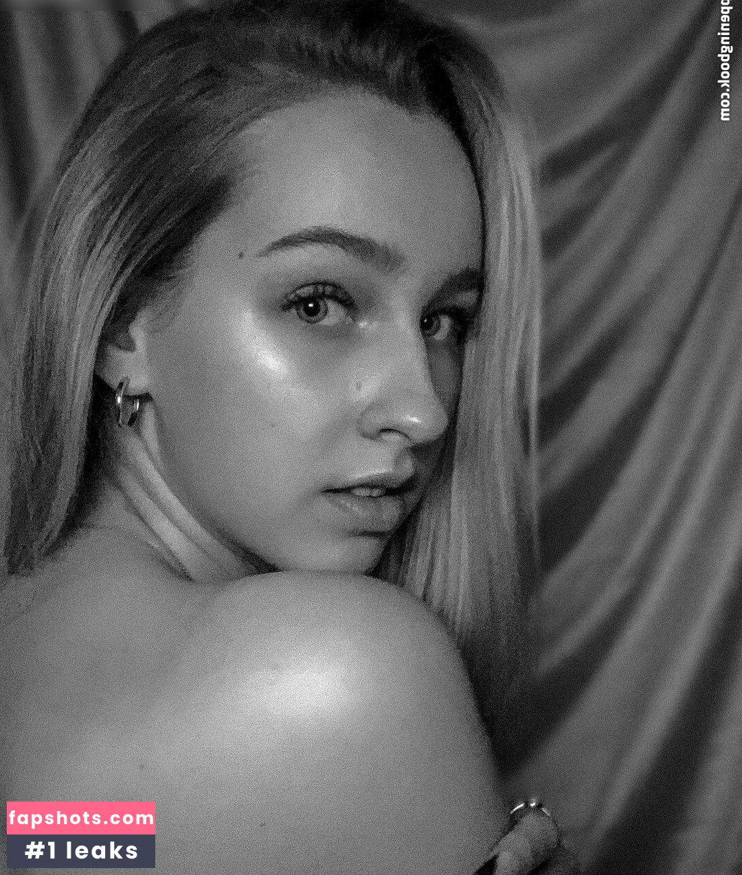 Luise Emilie Tschersich nude babe gallery