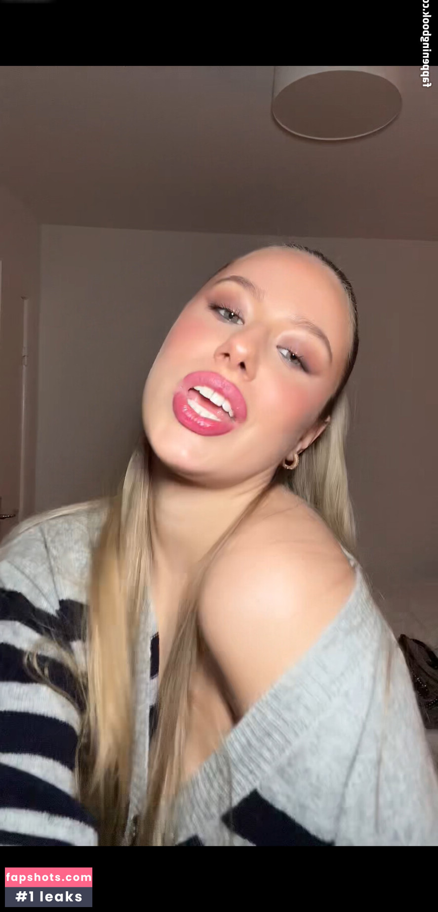 Luise Jenisch gallery photo #5