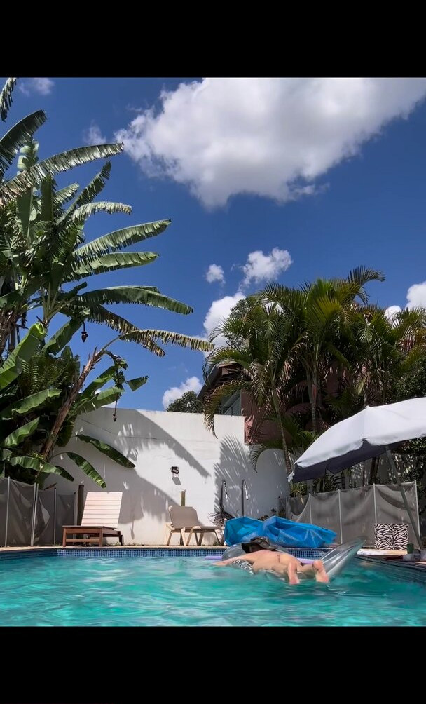 luiza-ambiel gallery photo #1361