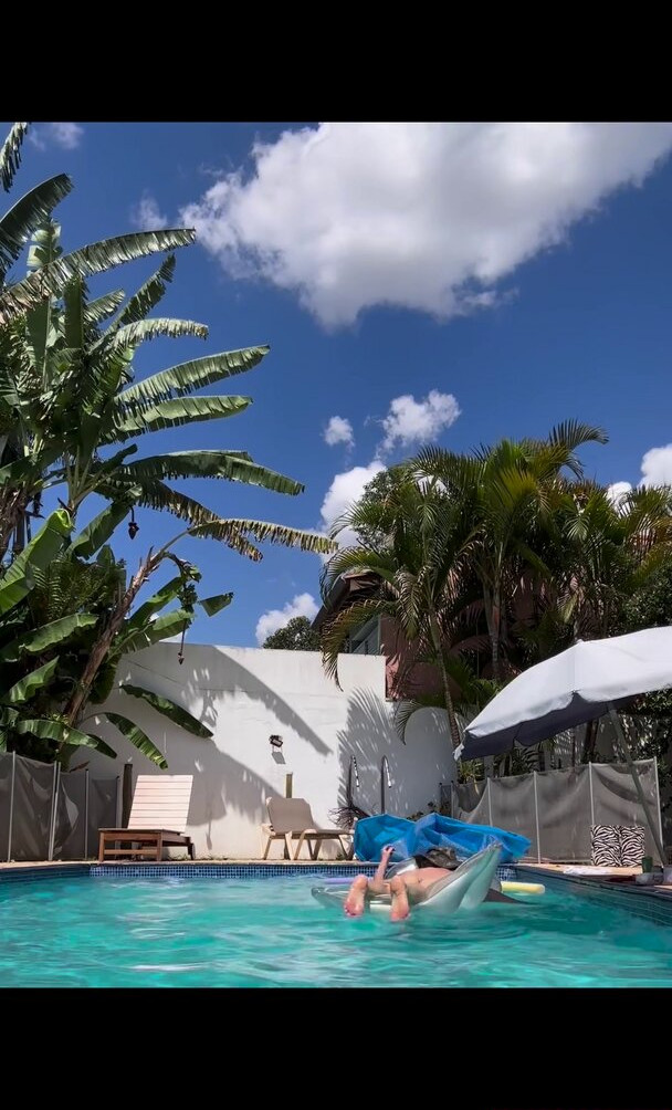 luiza-ambiel gallery photo #1362