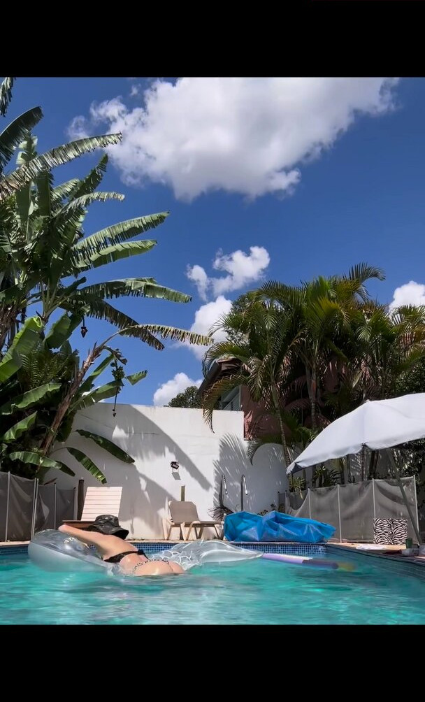 luiza-ambiel gallery photo #1369