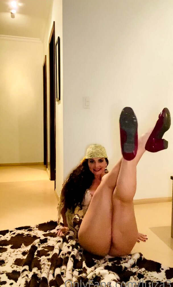 luiza-ambiel gallery photo #2642