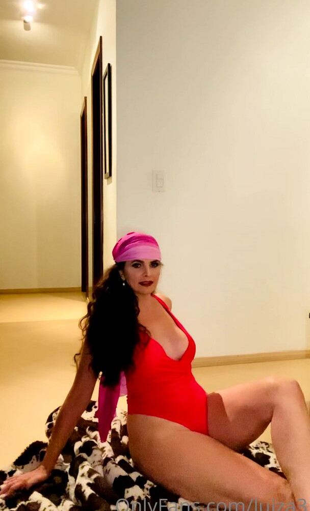 luiza-ambiel gallery photo #2681