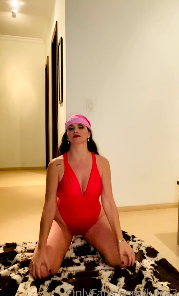 luiza-ambiel gallery photo #2687