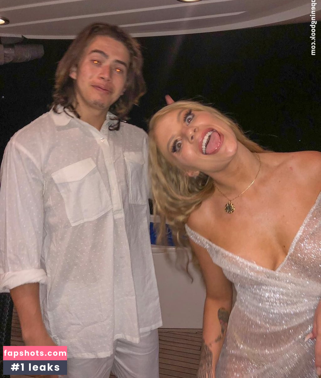 Luiza Sonza gallery photo #25