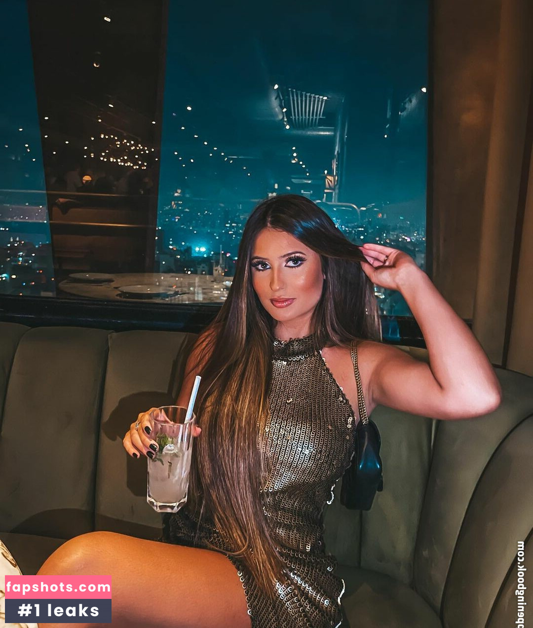 luizaaraujo nude babe gallery