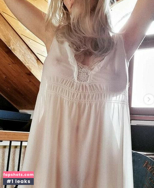 luizaconlaz Nude Leaks OnlyFans Photos #79 - LeakJerk