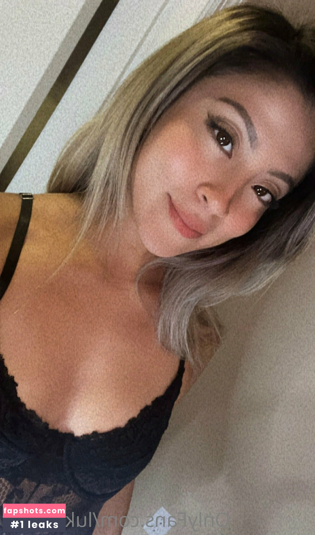 lukevad3r nude babe gallery