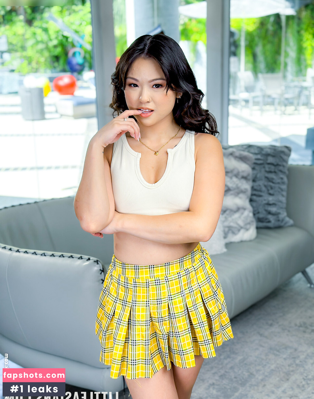 Lulu Chu Filtración Desnuda OnlyFans Foto #56 - Fapshots