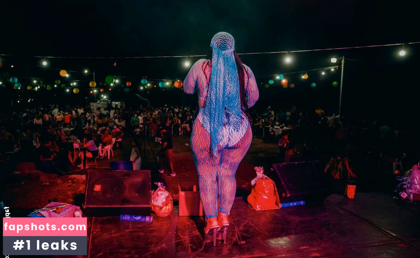 Lulu Mena nude babe gallery