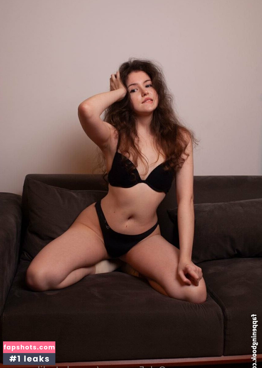 Luma's Tris Nude Leaks OnlyFans Photos #3 - LeakJerk