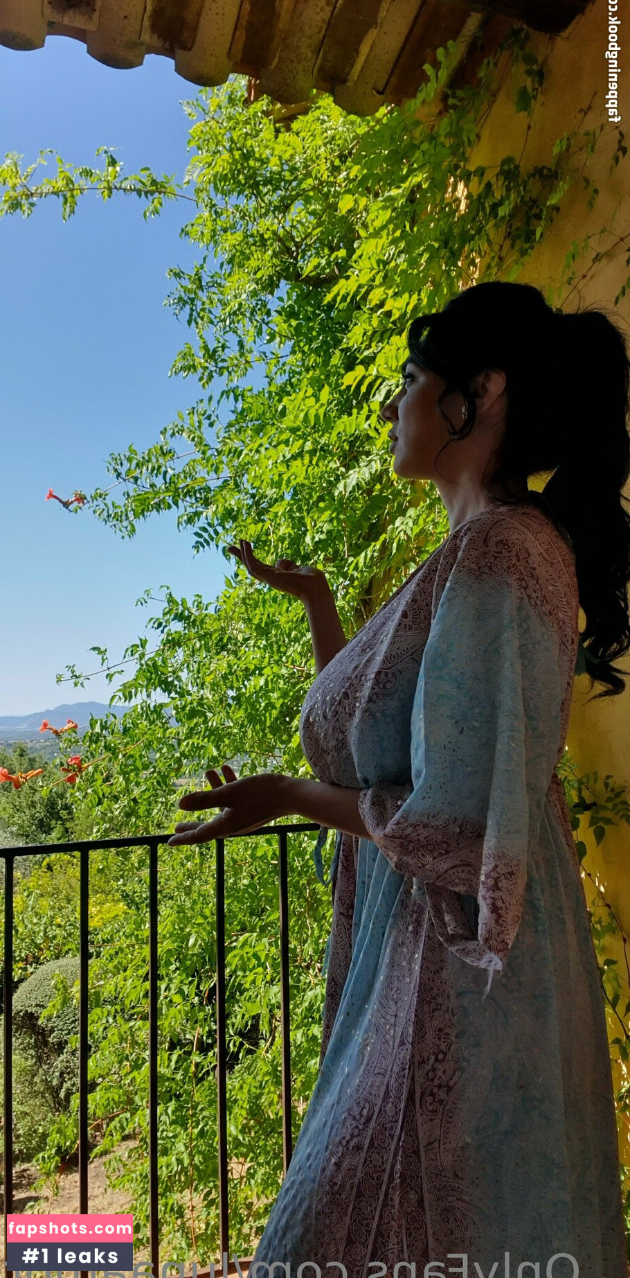 Luna Amor gallery photo #197