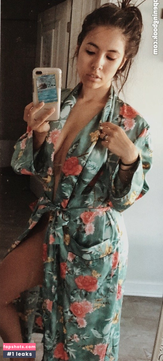 Luna Bloom gallery photo #12