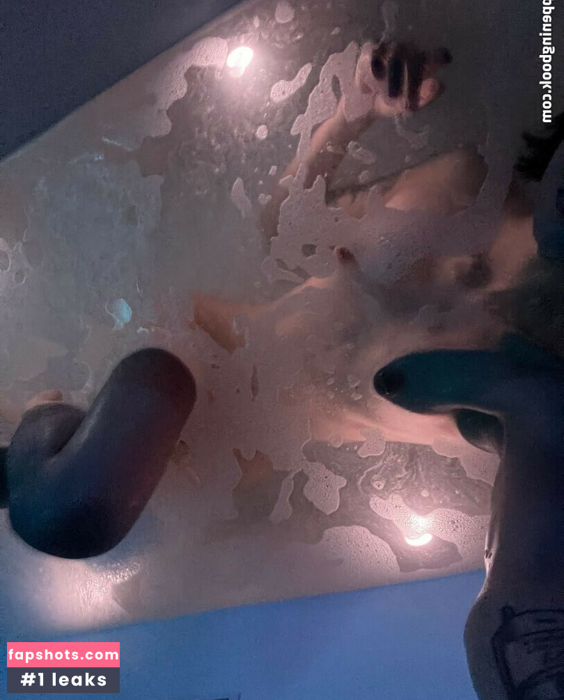 Luna Di gallery photo #22