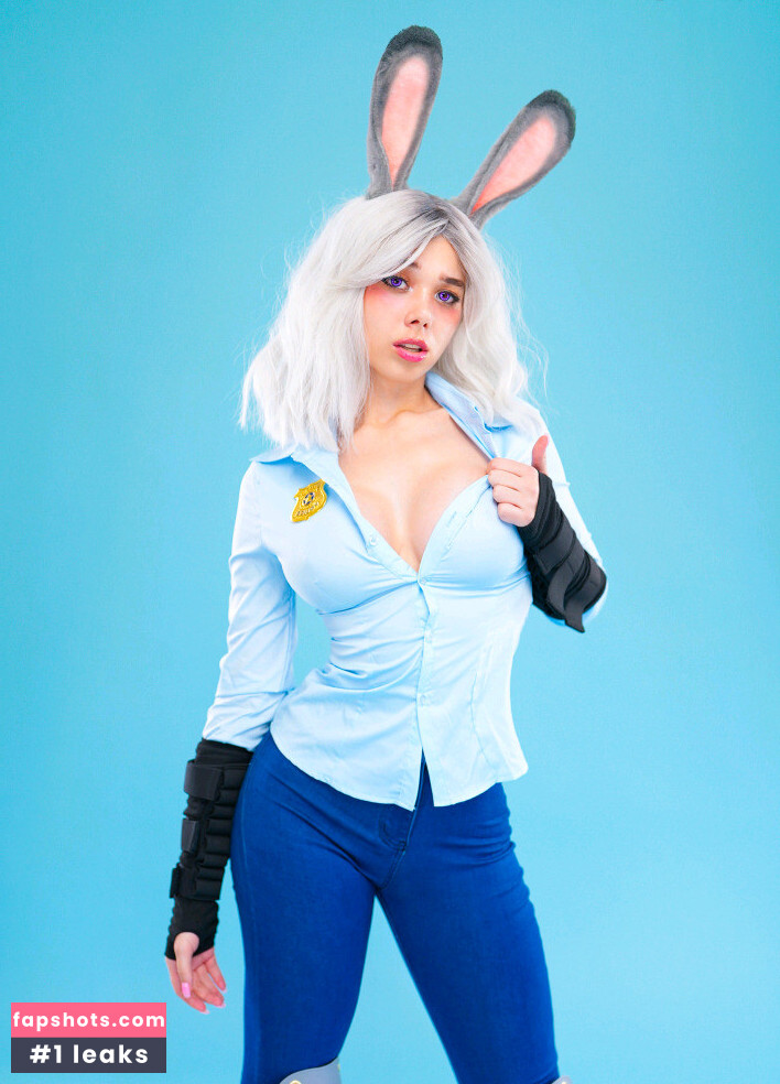 Luna Kitsune gallery photo #15