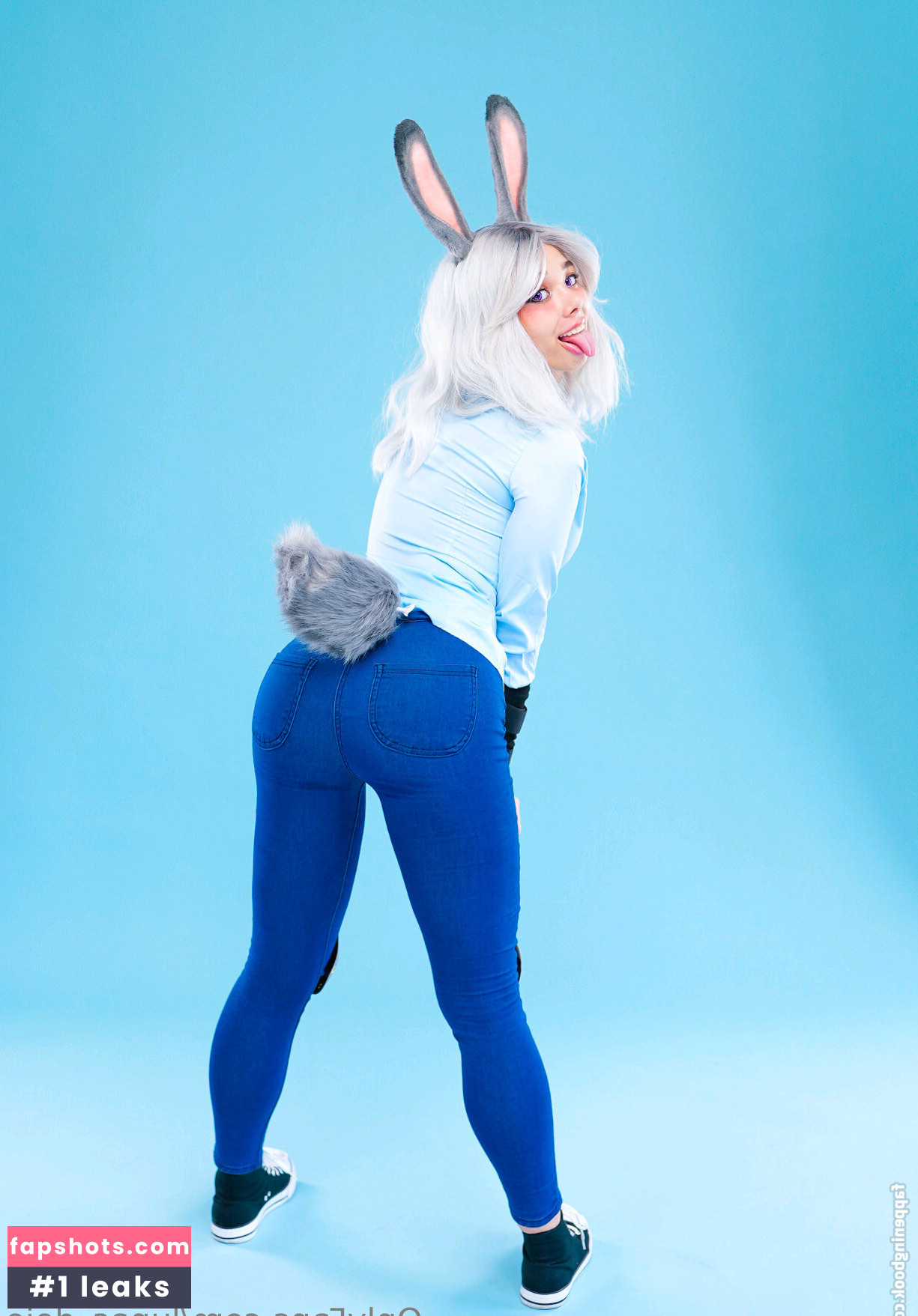 Luna Kitsune gallery photo #9
