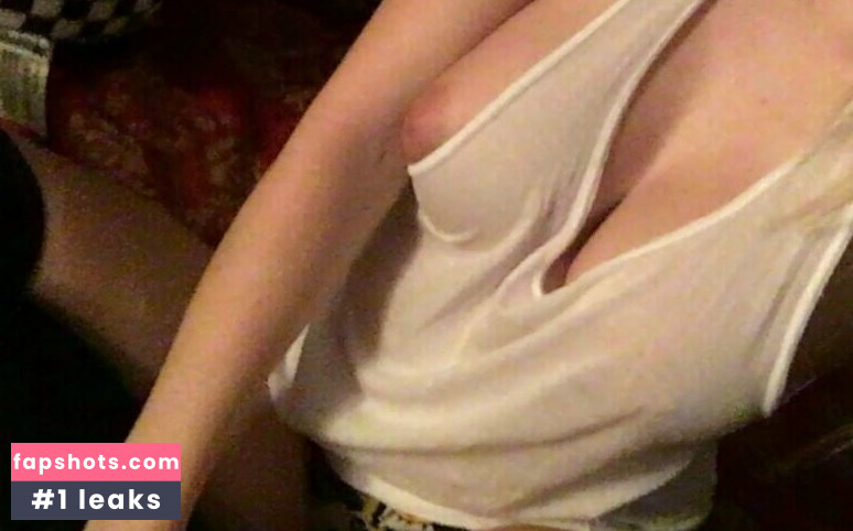 Luna Lanie gallery photo #22