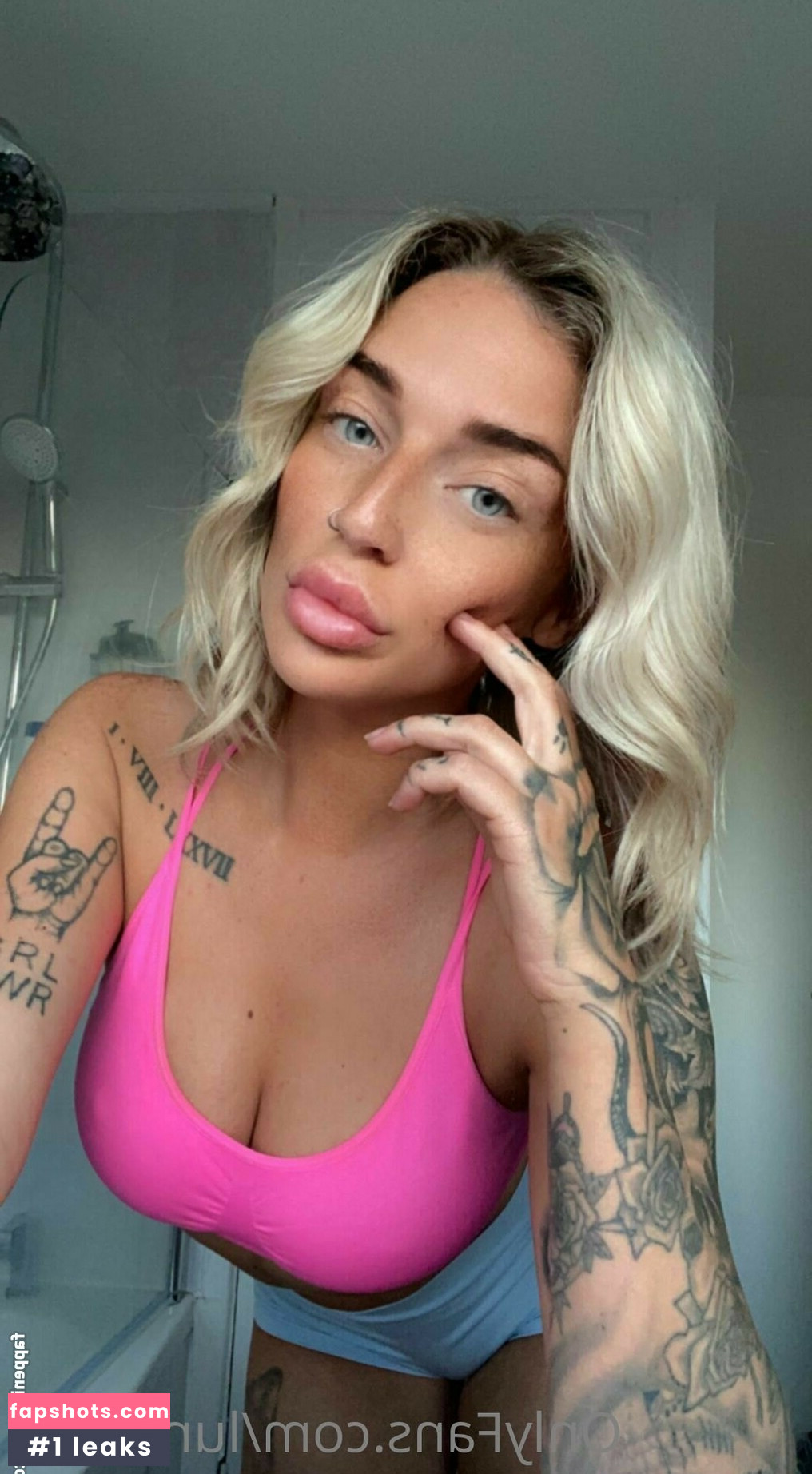 luna_lillyyyy gallery photo #5