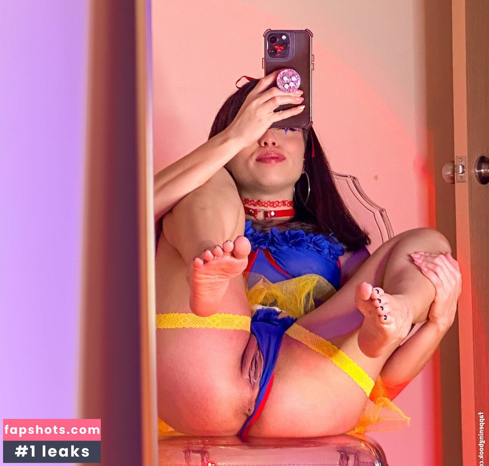 Luna Luuvz gallery photo #19