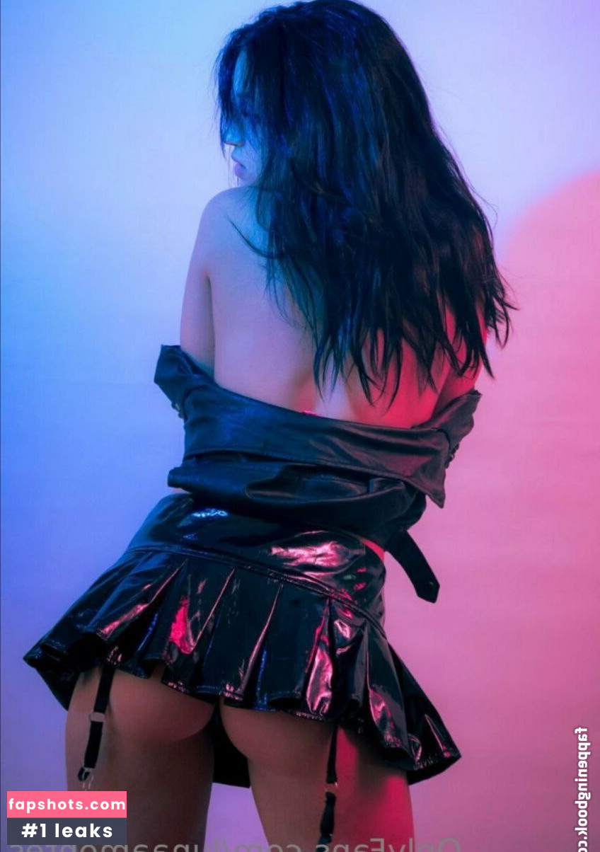 Luna Montes gallery photo #6